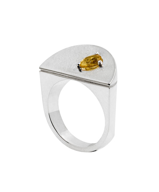 You want a piece? - lemon - statement signet ring citrine
