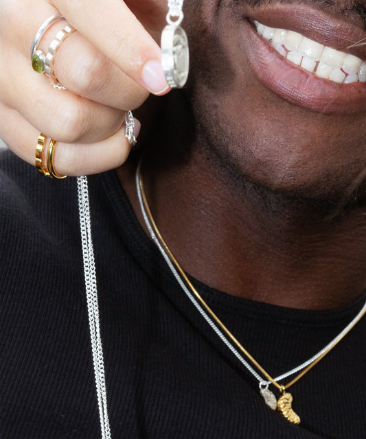 Look on the inside - lime - ring peridot