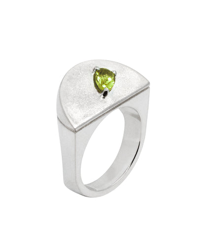 You want a piece? - lime - statement signet ring peridot
