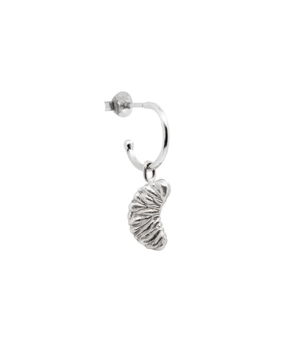 Skin me like a mandarin piece - medium single earhoop